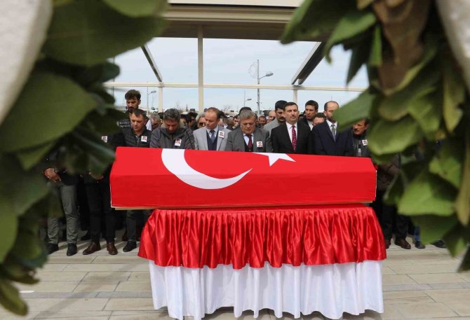 Kalp Krizinden Hayatını Kaybeden Polis Memuru Son Yolculuğuna Uğurlandı