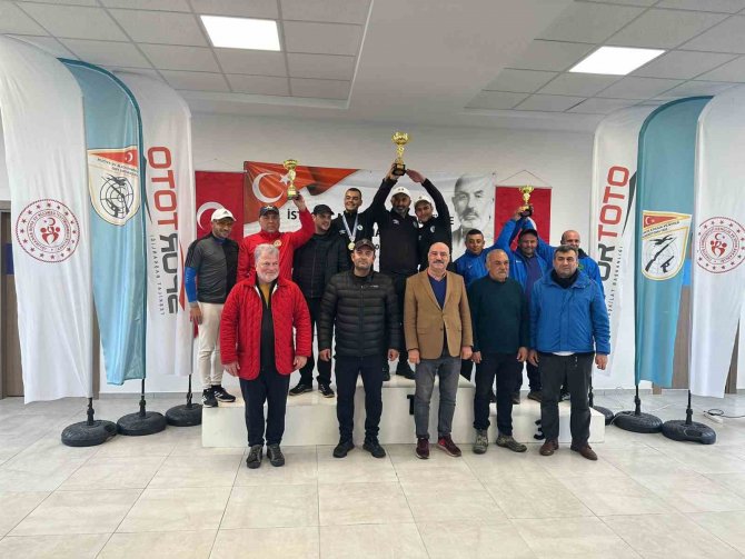 Karatay’ın Atıcılık Takımından Türkiye 1.’liği