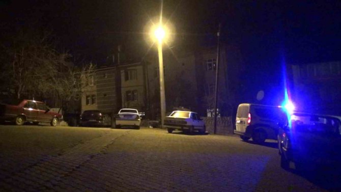 Tüfekle Yaralanan Genç Kız Hayatını Kaybetti