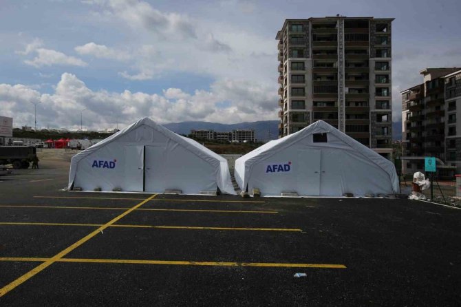 Kocaeli Büyükşehir, Hatay Defne’ye İki Ramazan Çadırı Kurdu