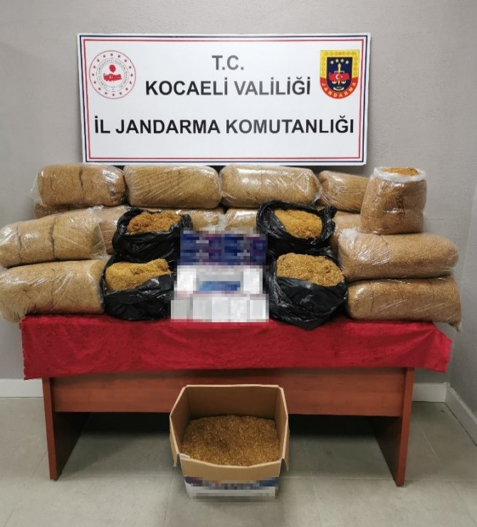 Kocaeli’de Yüz Binlerce Gram Kaçak Tütün Ele Geçirildi