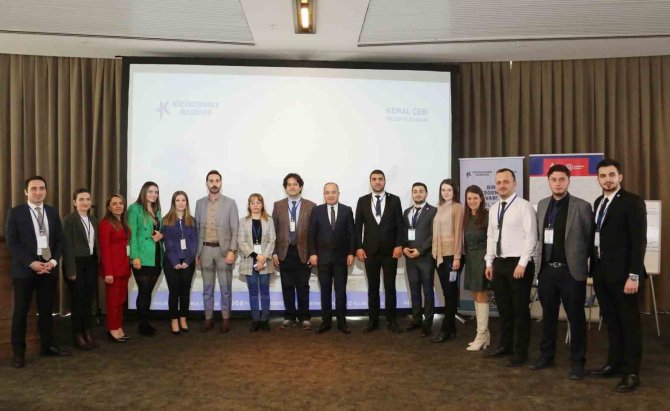 Küçükçekmece’de "Sera Gazı Emisyonu Azaltım Ve İ̇klim Uyum Çalıştayı" Düzenlendi