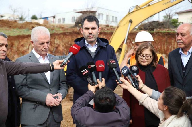 Depremden Etkilenen 11 İlde Kalıcı Konutların Temeli Atılıyor