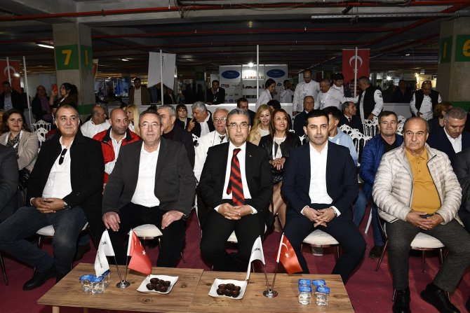 Kuşadası Otel Restoran Ekipmanları Ve Ev Dışı Tüketim Fuarı Başladı