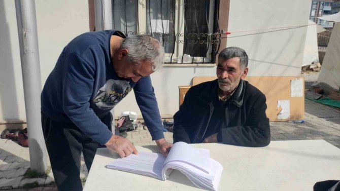 Malatya’da Seçmen Listeleri Askıya Çıkarıldı