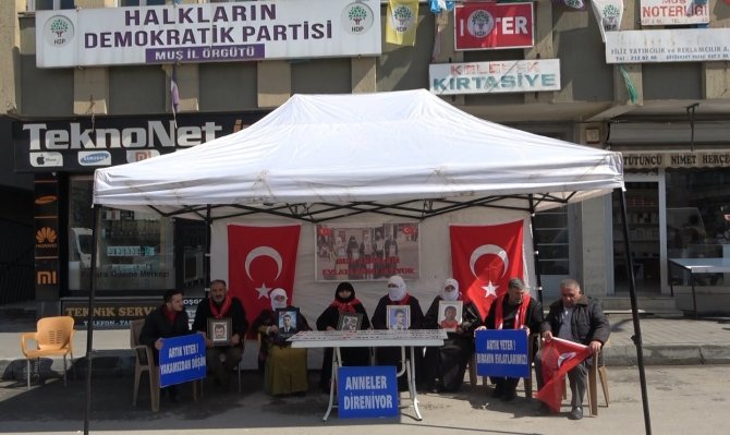 Yüreği Yanık Aileler Eylemlerine Devam Etti