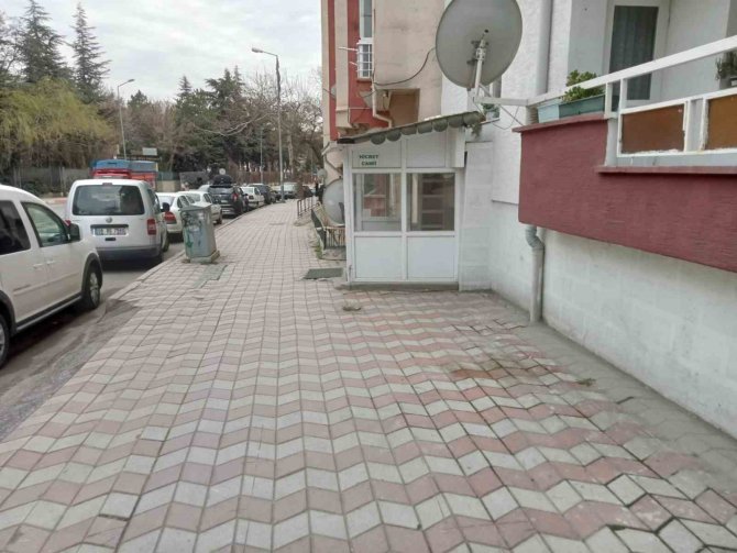 Camideki Tartışma Kanlı Bitti: 1 Ölü