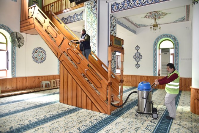 Kartepe’de Camiler Ramazan Ayına Hazır