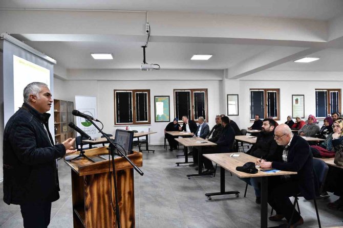 Osmangazi’de Üzüm Yetiştiriciliği Anlatıldı