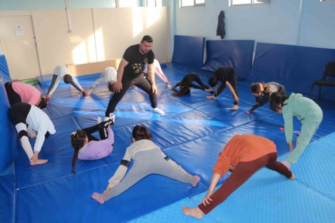 Silopi’de Jimnastik Kursu Açıldı