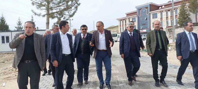 İ̇lçe Belediye Başkanlarından Gürün’e Çıkarma