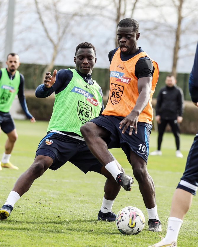 Kayserispor’da ’Milli Gurur’