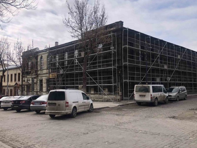 Tarihi Kimliğiyle Kars Kenti Projesi Çalışmaları Başladı