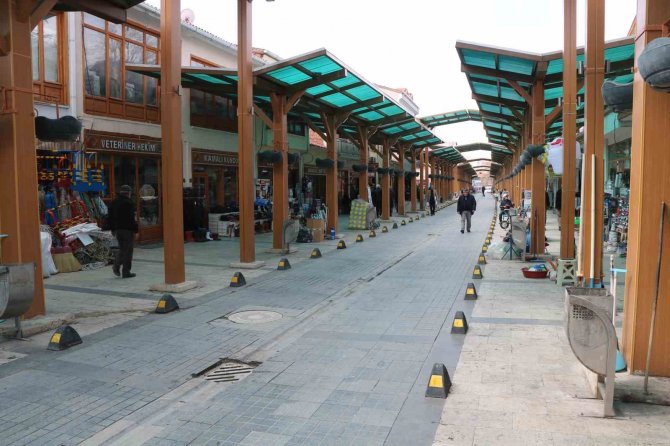 Kırşehir’in Bilinen En Eski Çarşısında Ramazan Yoğunluğu