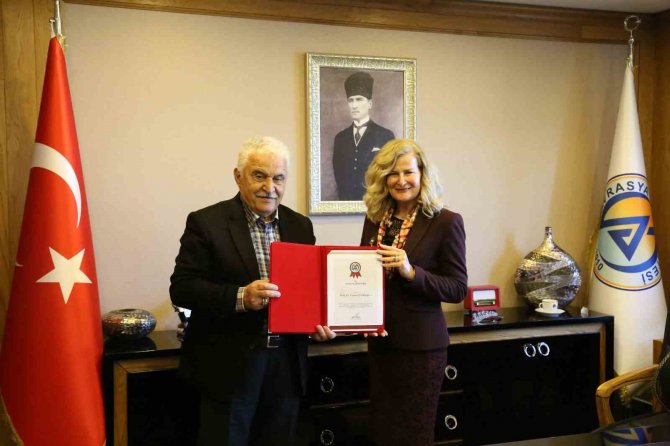 Avrasya Üniversitesinin Yeni Rektörü Prof. Dr. Füsun Terzioğlu Görevine Başladı