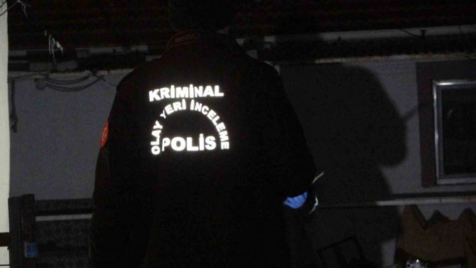 Alacak Verecek Kavgasında 3 Kişi Yaralandı