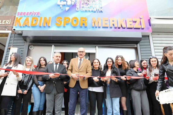 İ̇pekyolu’nda Dördüncü Kadın Spor Merkezi Hizmete Açıldı