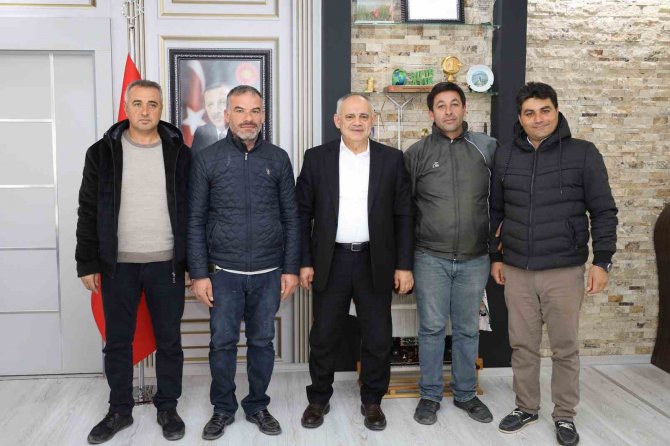 Başkan Öztürk Eyt’den Faydalanan Personelleriyle Vedalaştı