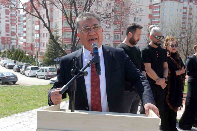 Aşık Veysel Ölümünün 50’inci Yılında Anıldı