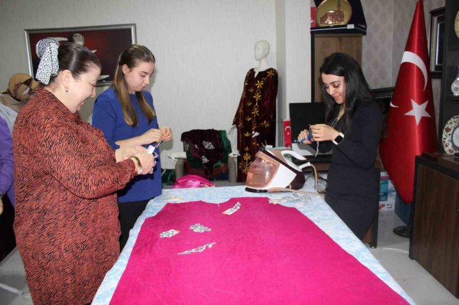 Akyurt’ta Düğünlerde Geleneksel Bindallı Giyilecek