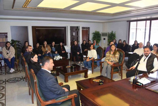 Başkan Bakkalcıoğlu “Bizim Kızlar”la Sezonu Değerlendirdi