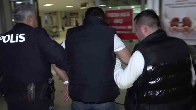 Silahlı Yaralama Ve Yağma Şüphelileri Kovalamaca Sonucu Yakalandı