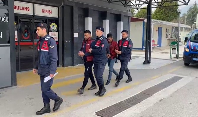 Hırsızların Tehlikeli Vurgunu