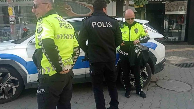 Edremit’te Şüpheli Çanta Polisi Alarma Geçirdi