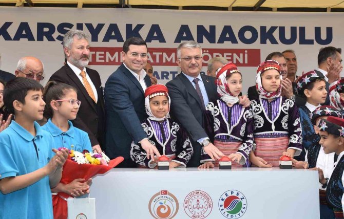 Tütüncü, “Kepez’e 41 Okul, 41kere Maşallah”