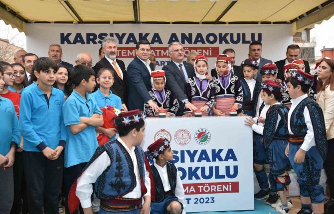 Tütüncü, “Kepez’e 41 Okul, 41kere Maşallah”