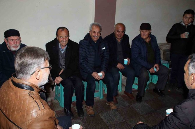Akşehir Belediyesinin Geleneksel Teravih Buluşmaları Başladı