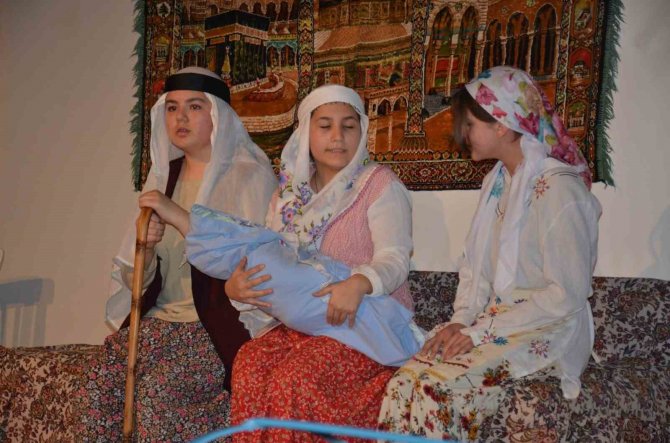 Nazilli’de 2 Ay Sürecek Sanat Etkinliğinin Açılışı Yapıldı