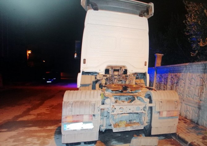 Kestel’de Polisin Dikkati Sayesinde Yakalanan Akü Hırsızları Cezaevine Gönderildi