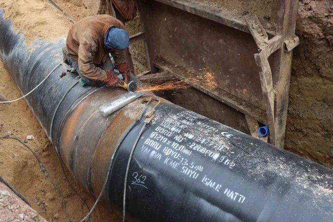 Başkan Tutuk, İçme Suyu Ana İshale Hattı Yapım Çalışmalarını İnceledi