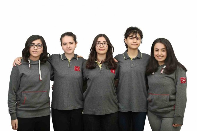 Diyarbakırlı Öğrencilerin Projesi 116 Ülkeden Bin 290 Takım İçinde İlk 10’da