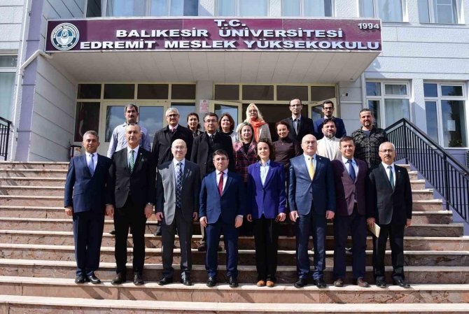 Baün Rektörü Prof. Dr. Yücel Oğurlu’dan, Körfez Bölgesindeki Akademik Birimlere Ziyaret