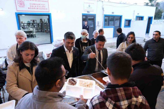 Mahalle İftarları Başladı