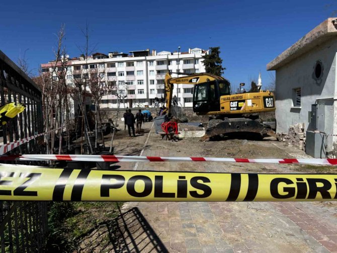 Çanakkale Savaşları’ndan Kalma Patlamamış Top Mermileri, Tarihi Alan Başkanlığı’na Teslim Edilecek