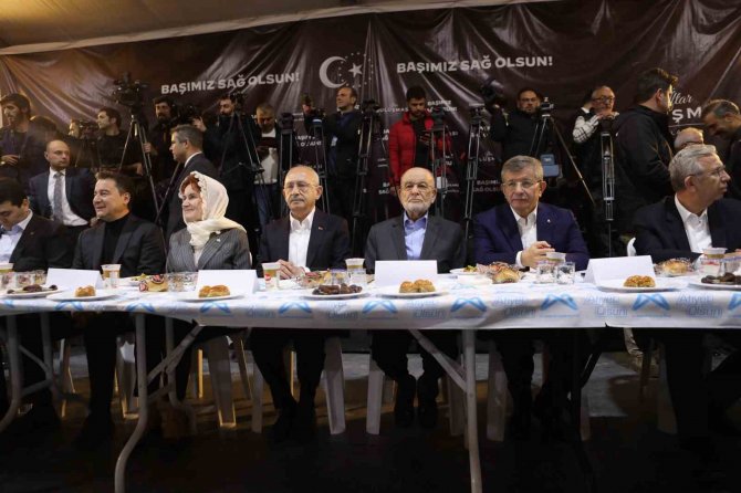 Kılıçdaroğlu’na Çadır Kent Ziyaretinde Zor Soru: "Hdp’ye De Bakanlık Verecek Misiniz?”