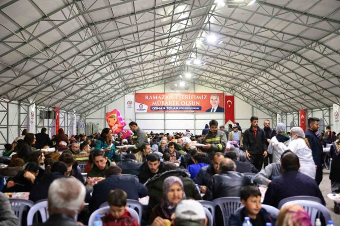 Denizlili Binlerce Vatandaş İlk İftar Sofrasında Kenetlendi