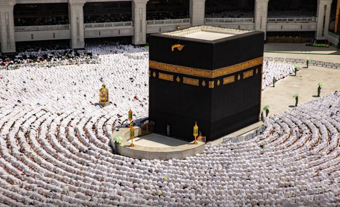 Mescid-i Haram’da Ramazan Ayının İlk Cuma Namazı Kılındı