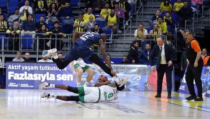Thy Euroleague: Fenerbahçe Beko: 87 - Zalgiris Kaunas: 79