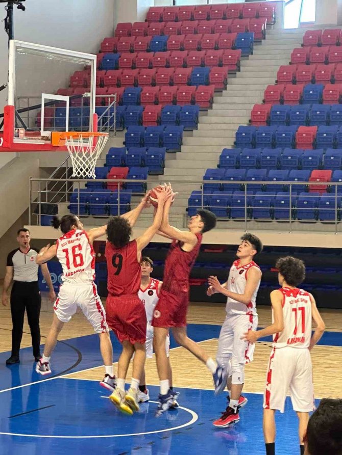 Gaziantep Basketbol’dan Şampiyonluk Başarısı