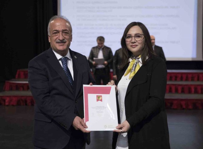 Atatürk Üniversitesinde 2022 Fikri Mülkiyet Başvurusu Teşvik Ödül Töreni Düzenlendi