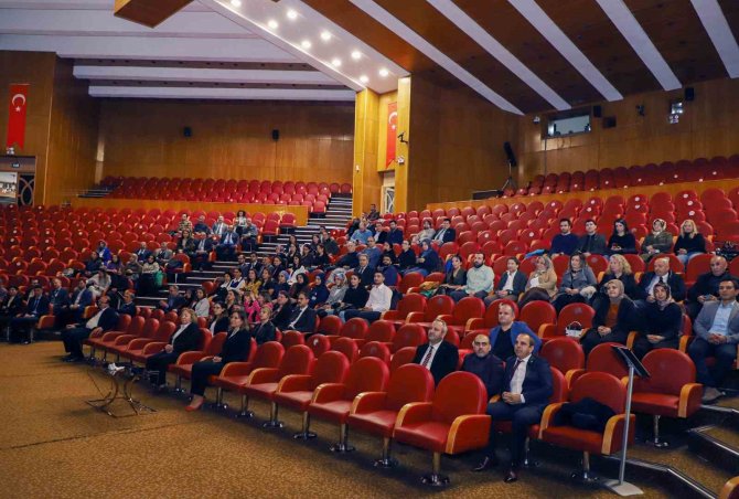 Atatürk Üniversitesinde 2022 Fikri Mülkiyet Başvurusu Teşvik Ödül Töreni Düzenlendi