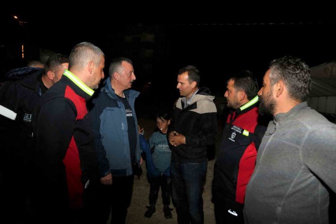 Başkan Büyükakın: "Yaralarımız Sarılana Kadar Hatay’dayız"