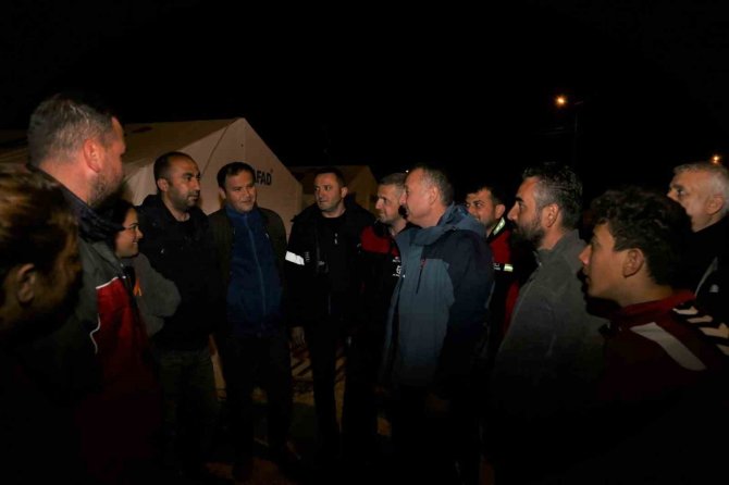 Başkan Büyükakın: "Yaralarımız Sarılana Kadar Hatay’dayız"