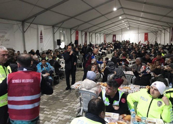 Beyoğlu’ndan Kahramanmaraş’a Uzanan Kardeşlik Sofrası’nda İlk İftar