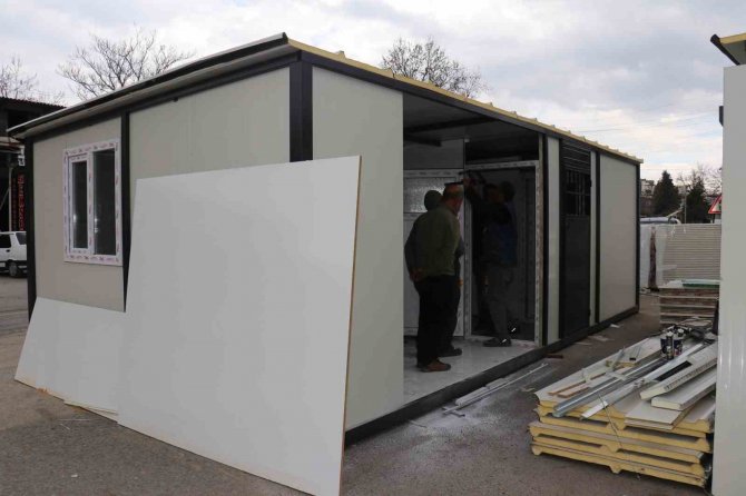 Malatya’da Deprem Sonrası Prefabrik Evlere İlgi Arttı