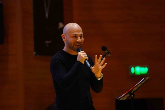 Kestel Belediyesi’nin 14.kitap Günleri, Kahraman Tazeoğlu İle Sona Erdi